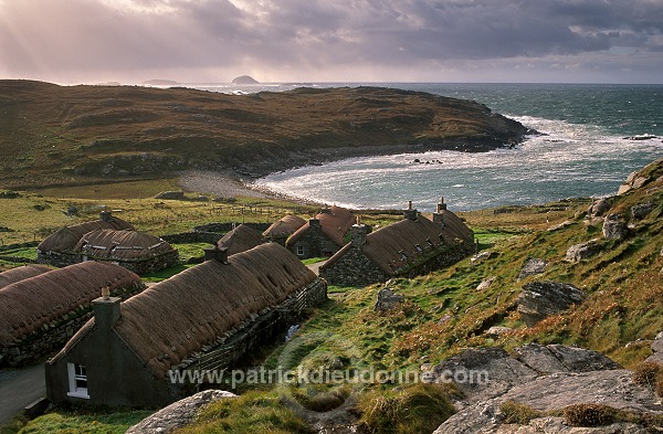 Black houses village, Garenin, Lewis, Scotland - Ecosse - 18713