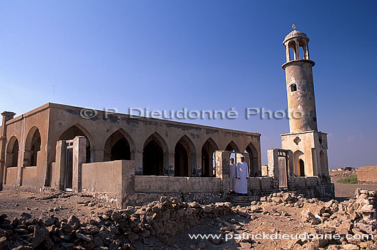 Shinas (near), Batinah. Abandoned village - OMAN (OM10428)