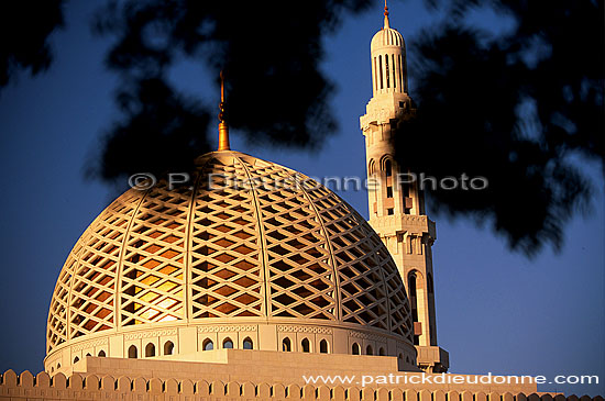 Muscat, Grand Mosque Sultan Qaboos - Grande Mosquée, OMAN (OM10474)