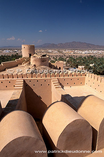 Nakhl fort, Batinah region - citadelle de Nakhl, Batinah, OMAN (OM10040)
