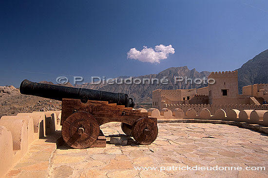 Nakhl fort, Batinah region - citadelle de Nakhl, Batinah, OMAN (OM10034)