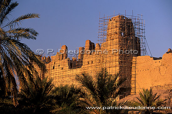 Bahla. Bahla fort (Unesco Site), Dhahirah - Fort de Bahla (OM10154)