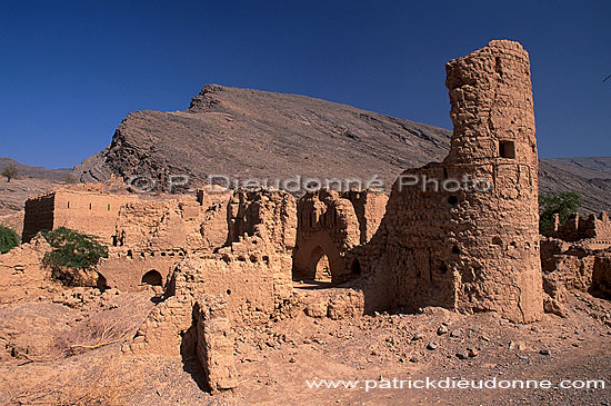 Tanuf, ruined village - Tanuf, village abandonné, OMAN (OM10012)