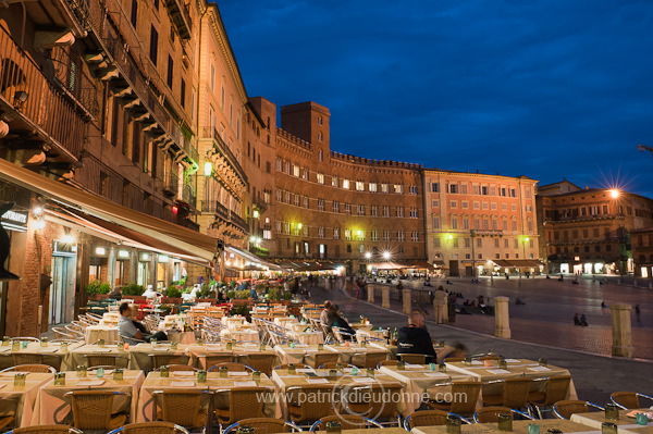 Siena, Tuscany - Sienne, Toscane - it01818