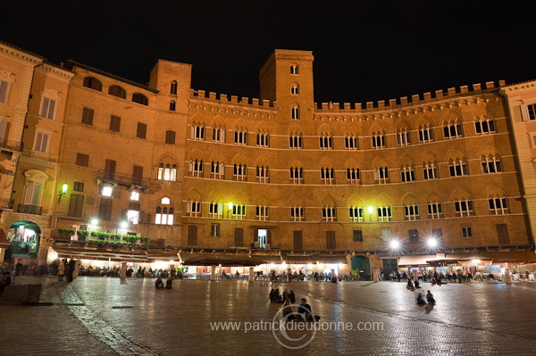 Siena, Tuscany - Sienne, Toscane - it01825