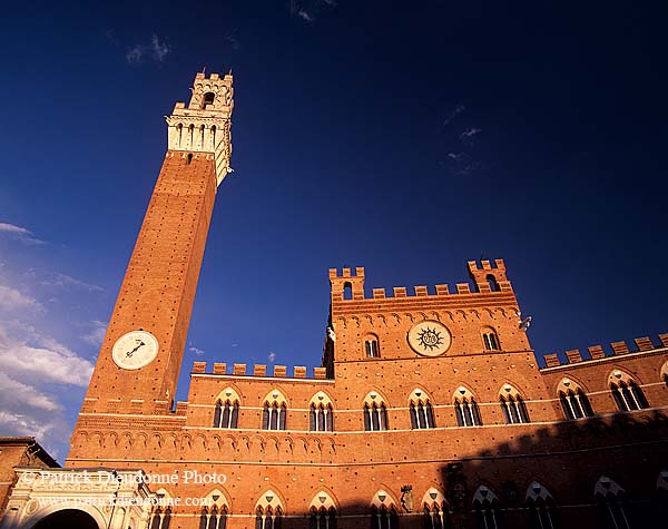 Tuscany, Siena, Palazzo Pubblico -  Toscane, Sienne, palais  12538