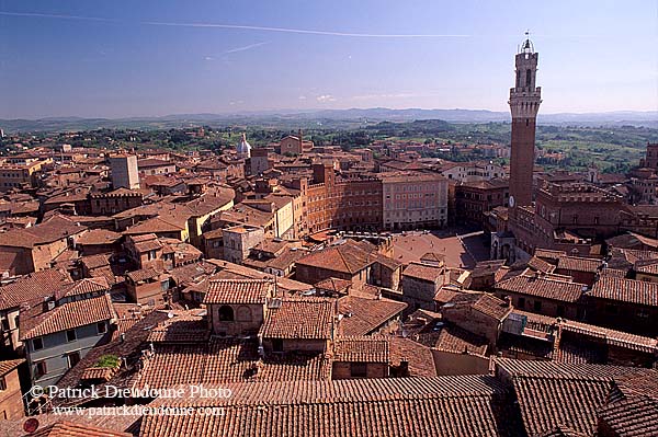 Tuscany, Siena, Piazza del Campo -  Toscane, Sienne, le Campo  12566