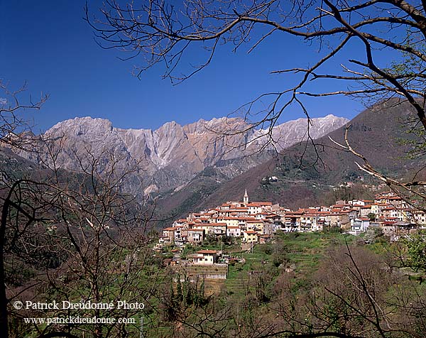 Italy,Tuscany, Parania, Apuane Alps - Italie, Toscane: Parania 12023