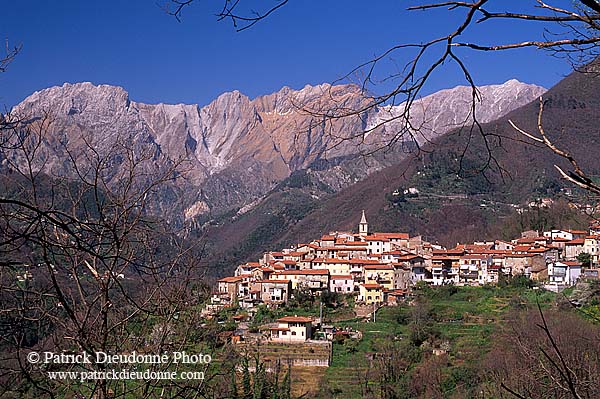 Italy,Tuscany, Parania, Apuane Alps - Italie, Toscane: Parania 12023