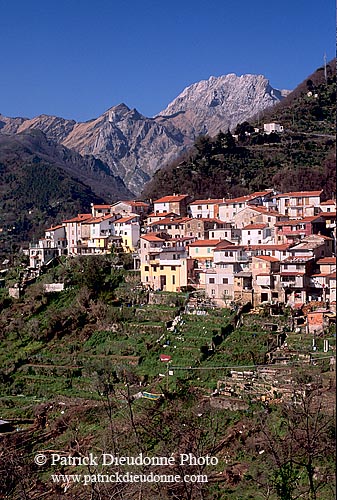 Italy,Tuscany, Parania, Apuane Alps - Italie, Toscane: Parania  12029