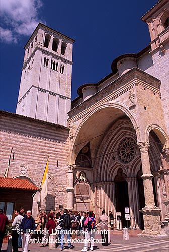 Umbria, Assisi, basilica St Francesco - Ombrie, Assise  12080