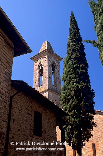 Tuscany, Chianti, Linari - Toscane, clocher à Linari  12136