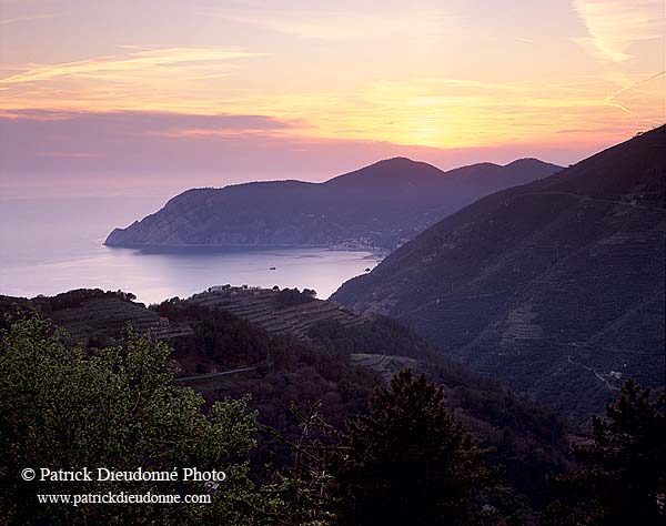 Liguria - Ligurie, Cinque Terre: Monterosso & Punta Mesco   12166