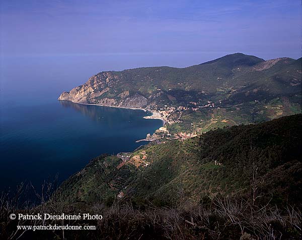 Liguria - Ligurie, Cinque Terre: Monterosso & Punta Mesco   12167