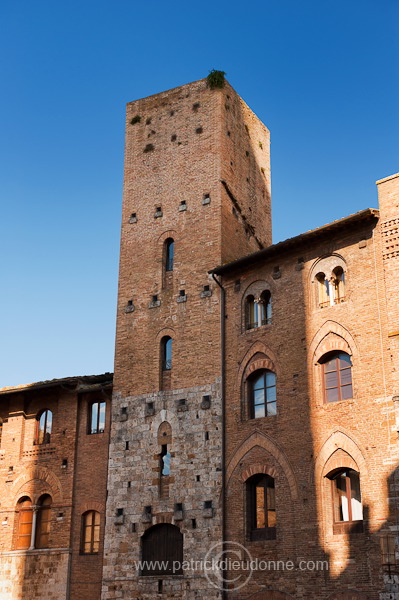 San Gimignano, Tuscany - San Gimignano, Toscane - it01868