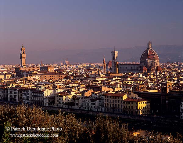 Tuscany, Florence from P. Michelangelo - Toscane, Florence  12274