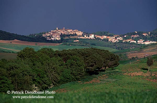 Tuscany, Crete region - Toscane, paysage des Crete    12249