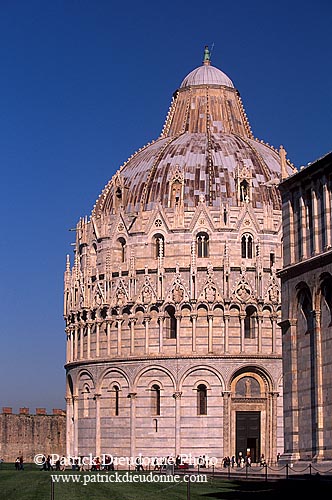 Tuscany, Pisa, Baptistery - Toscane, Pise, Baptistère   12502