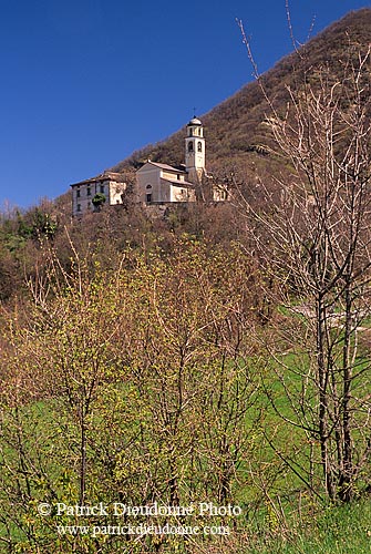Romagna, Old monastery - Romagne, vieux monastère  12526