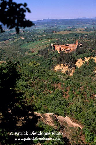 Tuscany, Monte Oliveto Maggiore - Toscane, Monte Oliveto  12440