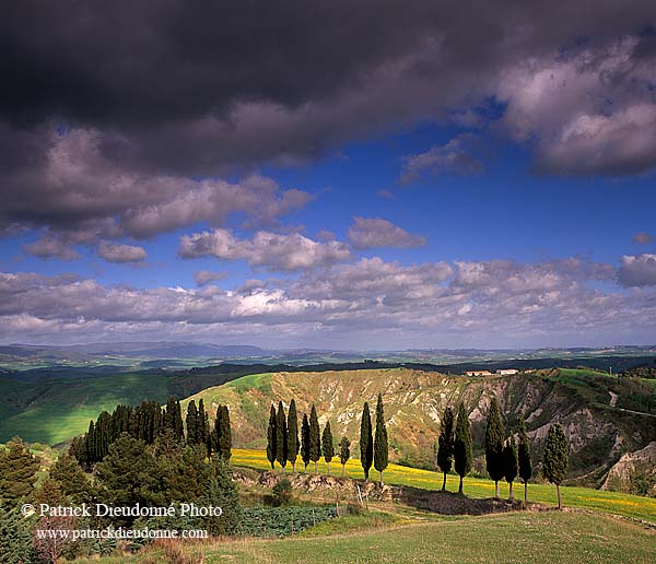 Tuscany, Volterra, Balze landscape  - Toscane, Volterra  12746