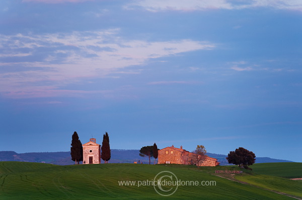 Tuscan chapel, Tuscany - Chapelle, Toscane - it01082