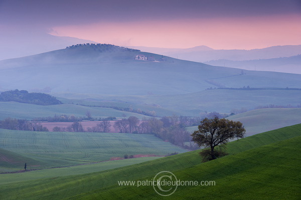 Val d'Orcia, Tuscany - Val d'Orcia, Toscane it01301