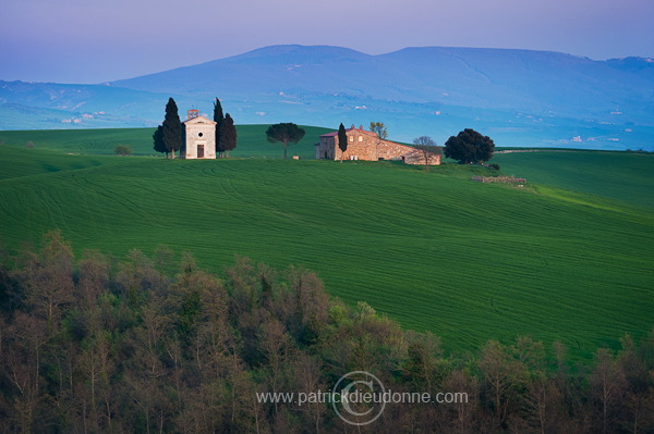 Tuscan chapel, Tuscany - Chapelle, Toscane - it01327