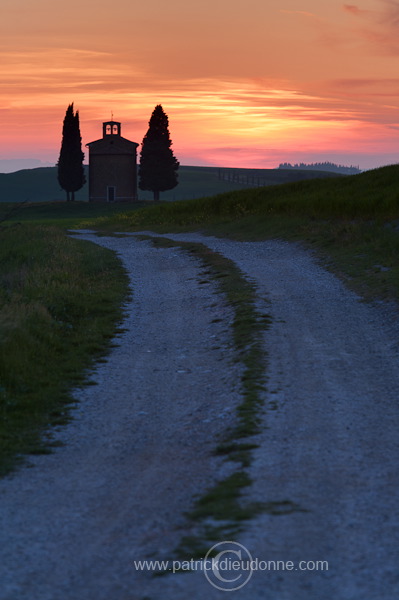 Tuscan chapel, Tuscany - Chapelle, Toscane - it01331