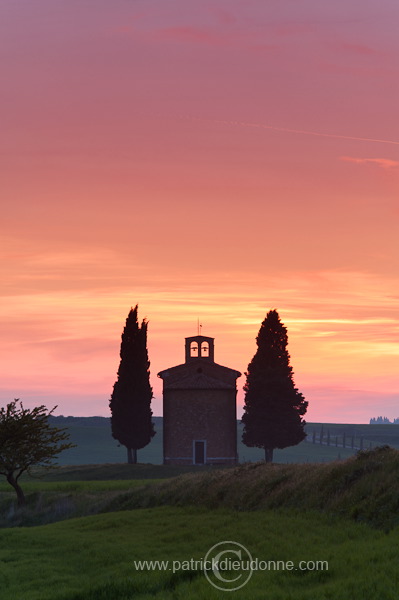 Tuscan chapel, Tuscany - Chapelle, Toscane - it01333