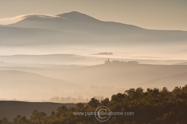 Val d'Orcia, Tuscany - Val d'Orcia, Toscane - it01704