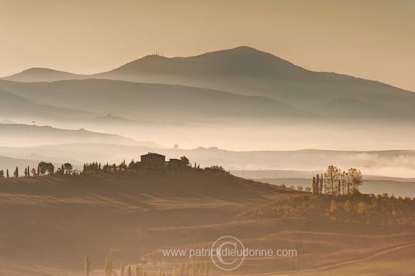 Val d'Orcia, Tuscany - Val d'Orcia, Toscane - it01706