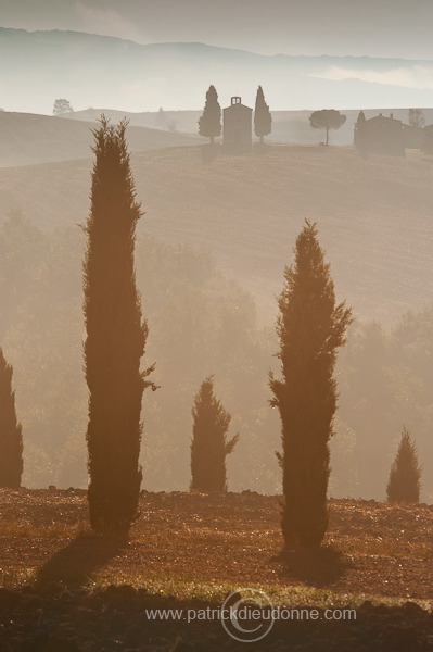 Tuscan chapel, Tuscany - Chapelle, Toscane - it01723