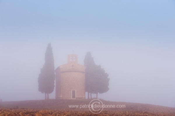 Tuscan chapel, Tuscany - Chapelle, Toscane - it01845