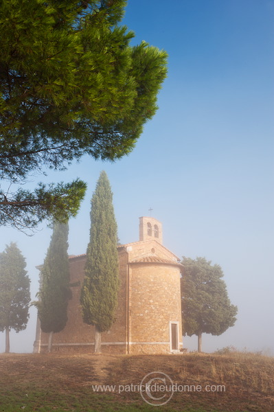 Tuscan chapel, Tuscany - Chapelle, Toscane - it01849