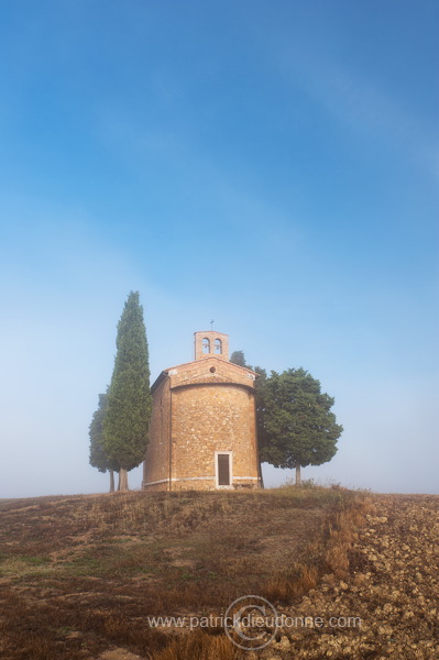 Tuscan chapel, Tuscany - Chapelle, Toscane - it02375