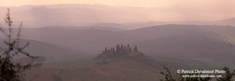 Tuscany, countryside in Val d'Orcia  - Toscane, Val d'Orcia  12633