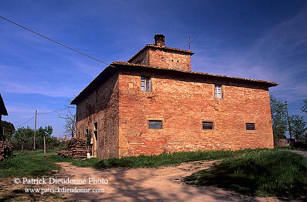 Tuscany, house in Val d'Orcia  - Toscane, Val d'Orcia  12730