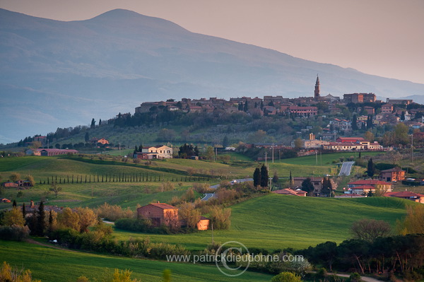 San Quirico, Tuscany - San Quirico, Toscane it01286