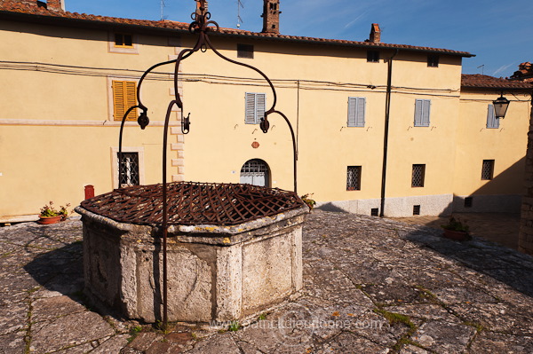 Rocca d'Orcia, Tuscany - Rocca d'Orcia, Toscane it01366