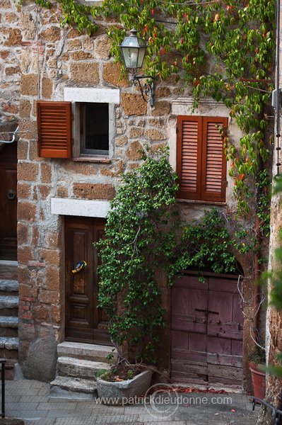 Pitigliano, Tuscany - Pitigliano, Toscane - it01504