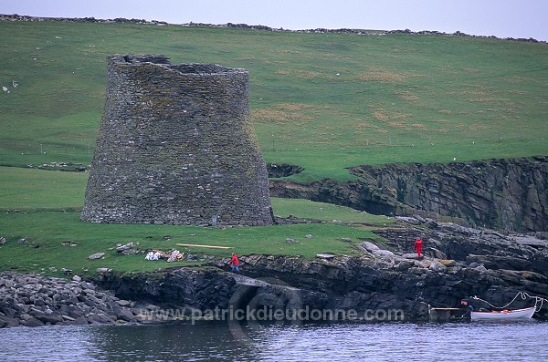 Mousa broch, Mousa, Shetland - Broch de Mousa, Shetland  12977