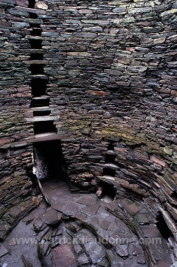 Mousa broch, Mousa, Shetland - Broch de Mousa, Shetland  12983