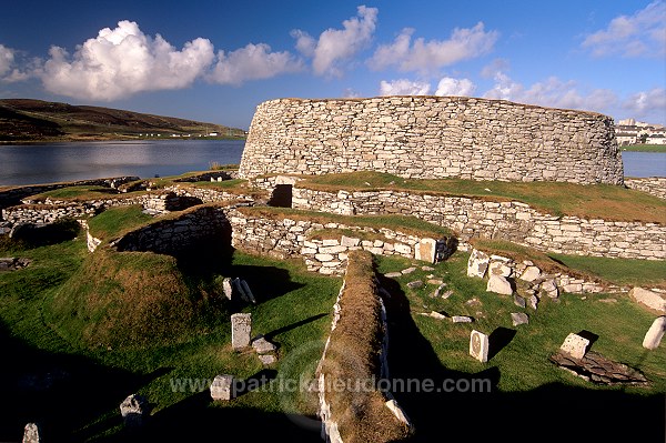 Clickhimin broch, Lerwick, Shetland, Scotland. - Broch de Clickhimin  12996