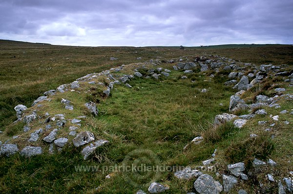 Stanydale Neolithic house site, Shetland -  Maison néolithique à Stanydale 13009