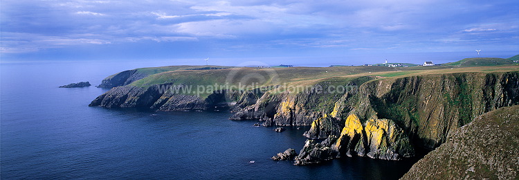 Fair Isle south-east cliffs, Shetland. - Falaises sud-est de Fair Isle 13036