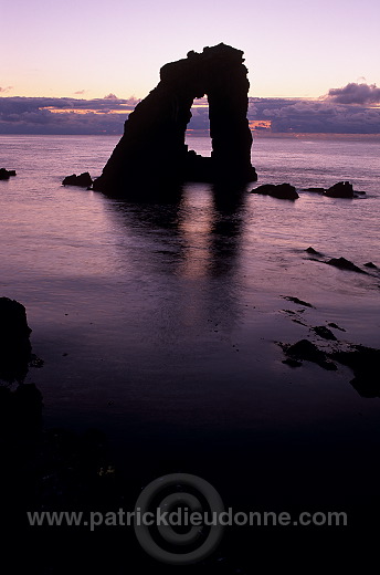 Foula: Gaada Stack at sunset, Shetland - Gaada Stack, Foula 13097