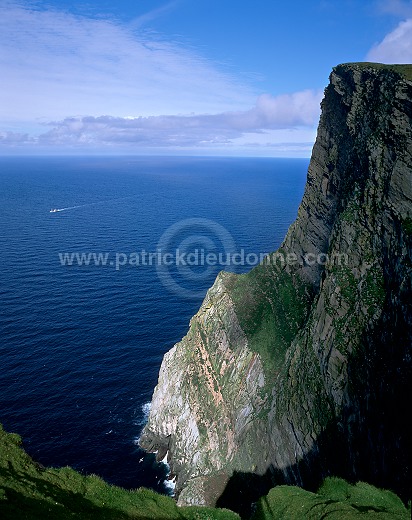 Foula, Shetland : The Kame (376 m) -  Falaise de The Kame, Foula 13121