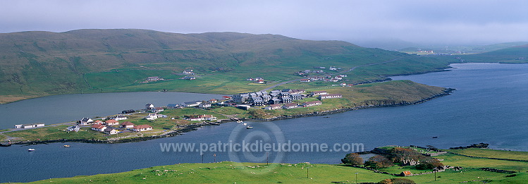 Hellister in Weisdale Voe, Shetland - Village d'Hellister  13346