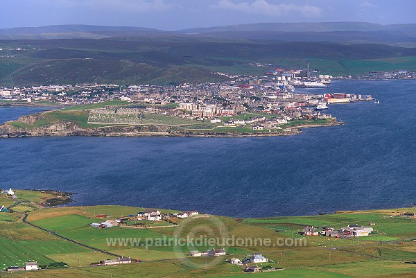 Lerwick & Bressay sound, Shetland - Lerwick, capitale des Shetland  13275
